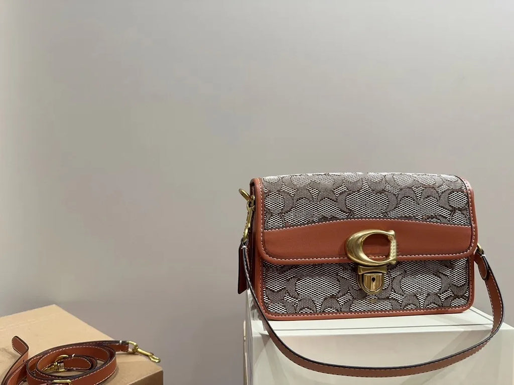 Shoulder Bags designer bag studio hobo bags chain handbags classic Women shoulder bag underarm Crossbody tote bags black Fashion clutches for women pink black