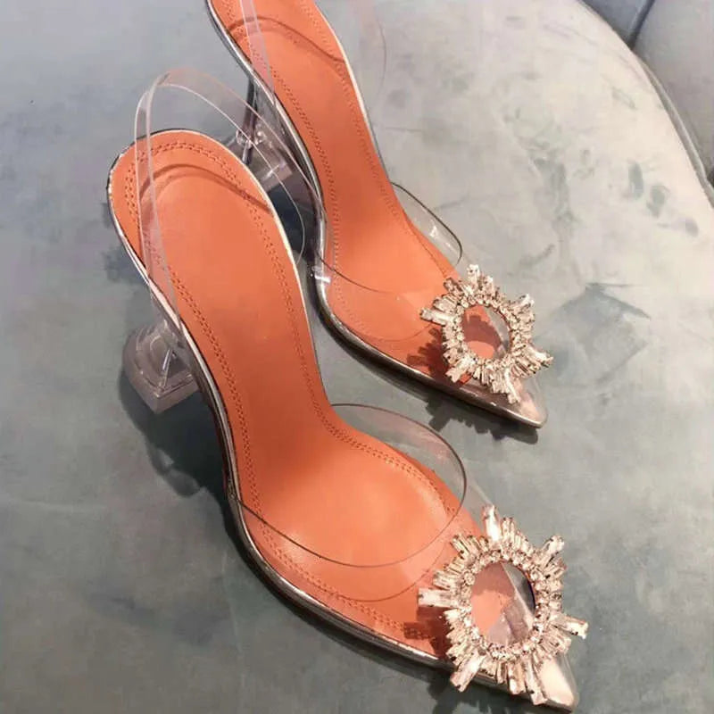 Summer New Pointed Rhinestone Odd Heel Stiletto Ladies Sun Decoration Wild Fairy PVC Transparent Crystal Shoes Kq8