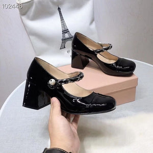 woloong European and American spring new women's high-heeled shoes with metal chain decoration square heel shoes