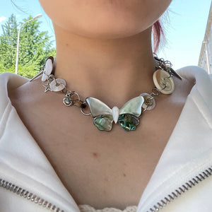 Goosudu Shell Button Butterfly Necklace