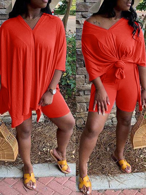 Goosudu V-Neck Slit Tee & Shorts Set