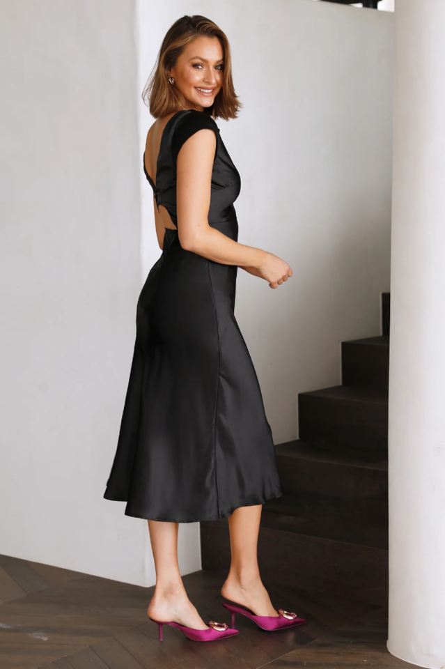 Goosudu Get In Formation Satin Midi Dress