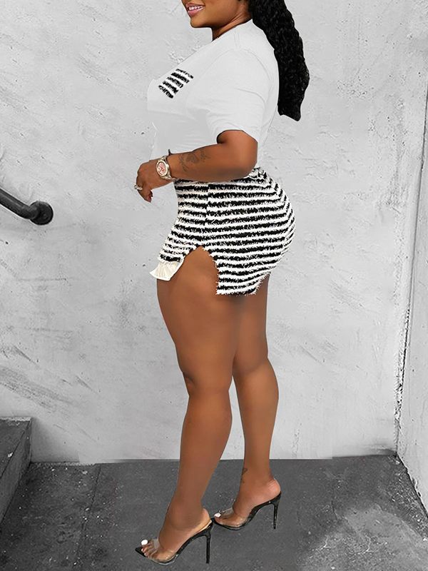 Goosudu Tied Tee & Striped Shorts Set