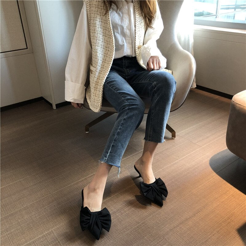 Goosudu New Spring Slippers Women's Korean-Style Pointed Polka Dot Bow Stiletto Mid-Heel Low Heel Slippers Polka Dot Half Slippers