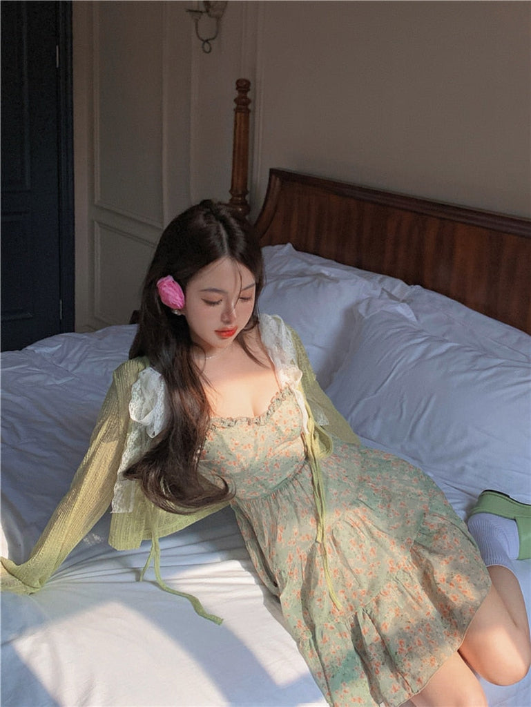 Lace Spaghetti Strap Dress Stitching Women's Summer Sweet French Floral Dress A Line Mini High Waist Sexy Beach Dress Clothing