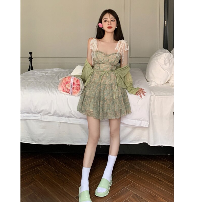 Lace Spaghetti Strap Dress Stitching Women's Summer Sweet French Floral Dress A Line Mini High Waist Sexy Beach Dress Clothing