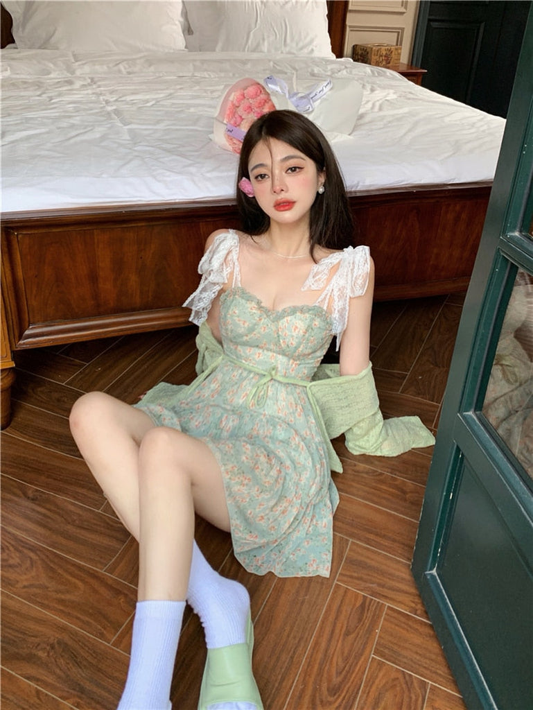 Lace Spaghetti Strap Dress Stitching Women's Summer Sweet French Floral Dress A Line Mini High Waist Sexy Beach Dress Clothing