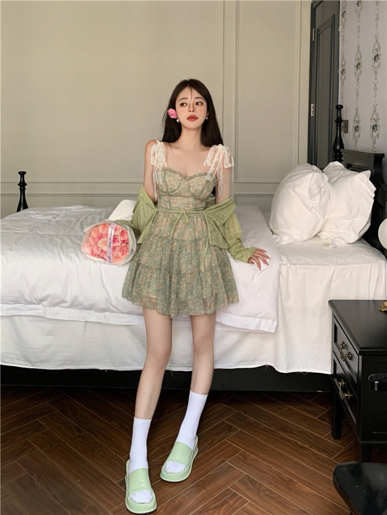 Lace Spaghetti Strap Dress Stitching Women's Summer Sweet French Floral Dress A Line Mini High Waist Sexy Beach Dress Clothing