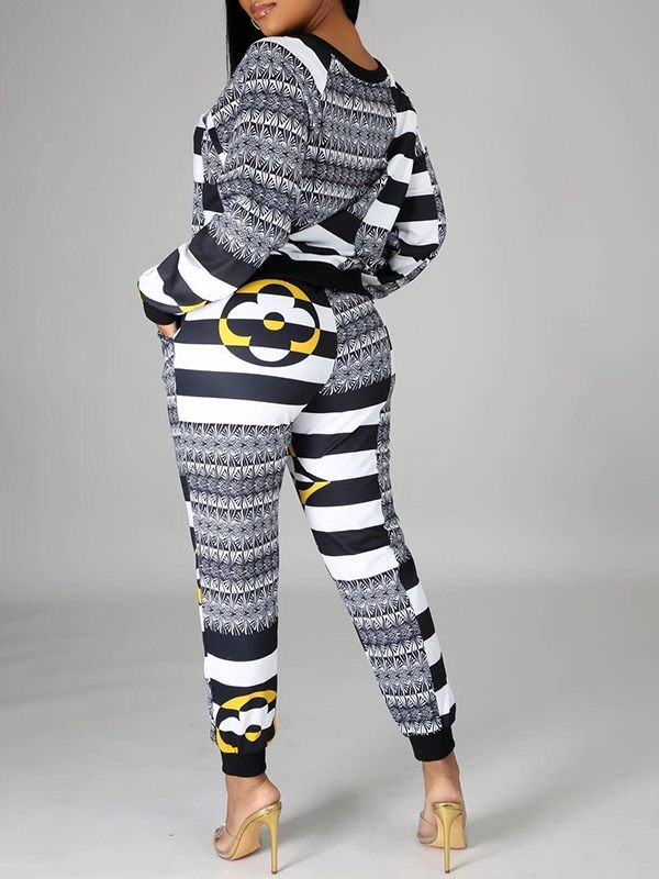 Goosudu Printed Sweatshirt & Pants Set