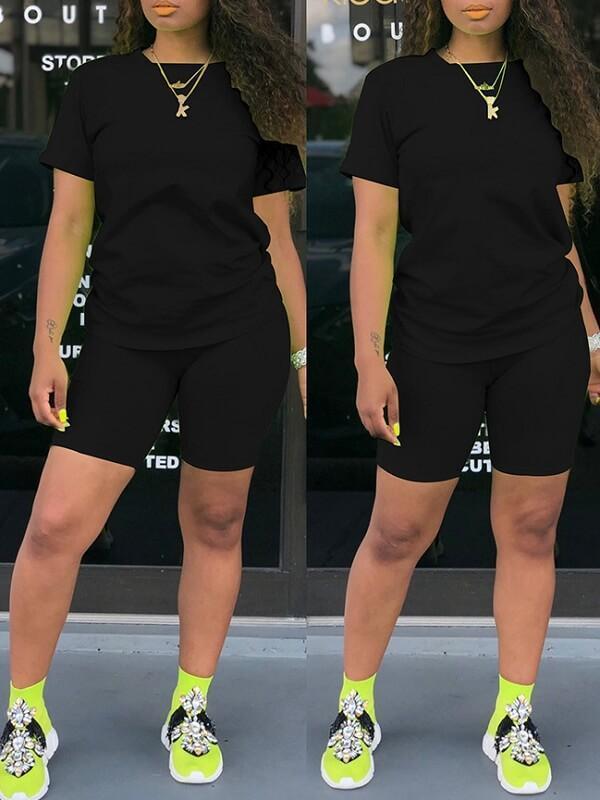 Goosudu Solid Tee & Biker Shorts Set