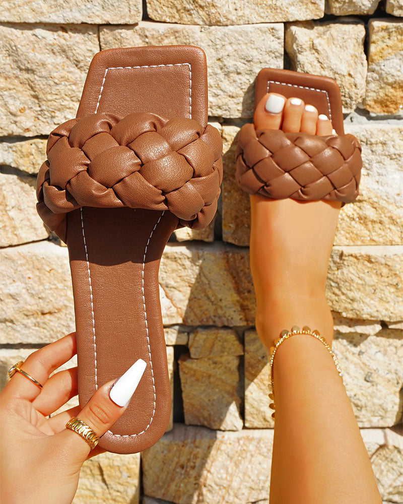 Goosudu Solid Color Braided Urban Flat Slippers