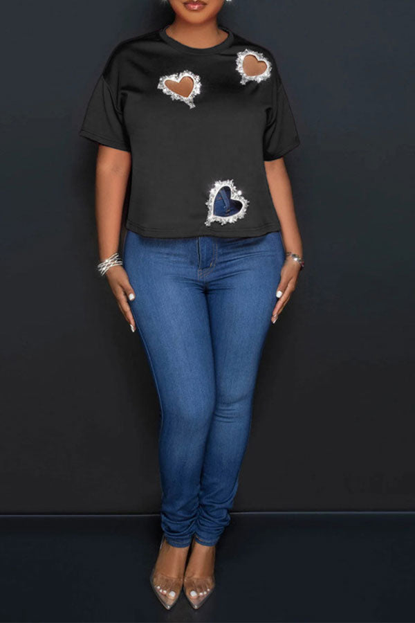 Goosudu Hollow-Out Rhinestone Heart Decor Stunning T-Shirt