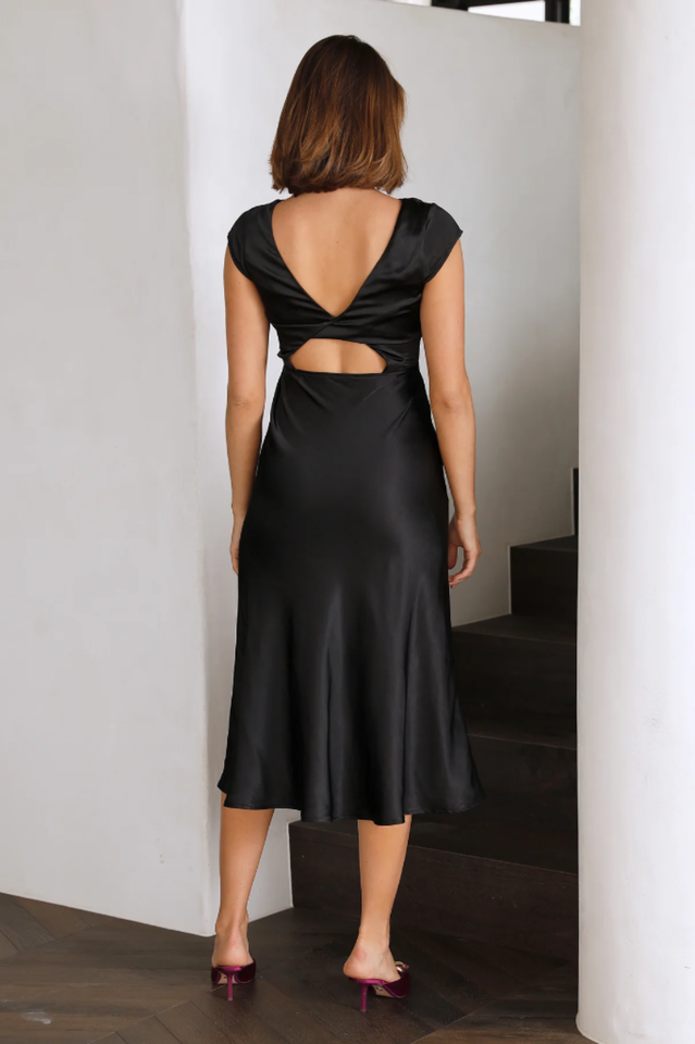 Goosudu Get In Formation Satin Midi Dress