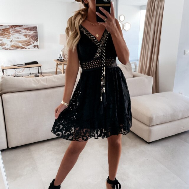 Summer Casual V-Neck Lace Patchwork Dress Women Mid-Calf Dress Sexy Hollow Out Sleeveless Spaghetti Strap Dress Vestidos