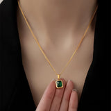 French Simple Emerald Pendant Necklace Female Summer Niche Design High Sense Clavicle Chain Jewelry 1pc