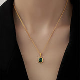 French Simple Emerald Pendant Necklace Female Summer Niche Design High Sense Clavicle Chain Jewelry 1pc