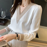 New Fashion White V Neck Chiffon Women Shirts Casual Loose Long Sleeve Women Blouses Tops Plus Size Female Clothing Blusas