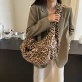 GOOSUDU 2025 Retro leopard print tote bag women's popular new commuter messenger bag large capacity premium texture portable shoulder bag