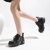 Men and Women Vintage Rock Couple Shoes New Dark Punk Leather Retro Boots Metal Niche Design Unisex Single Platform Shoes