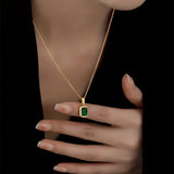 French Simple Emerald Pendant Necklace Female Summer Niche Design High Sense Clavicle Chain Jewelry 1pc