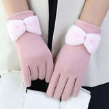 Elegant Warmth Meets Modern Convenience: Women's Windproof, Touch-Screen Friendly Winter Fleece Gloves - Durable & Snug Fit