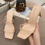 goosudu Elegant Women Dress Shoes Summer Outdoor Beach Clip Toe Narrow Band Square Heels Slippers Fashion Peep Toe Sandalen